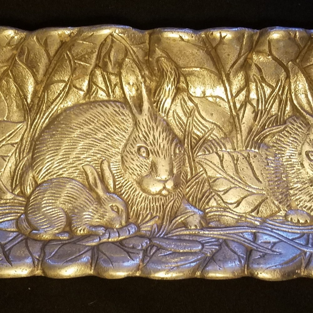 Tray-Easter/Spring/Bunnies - Picture 3 of 3